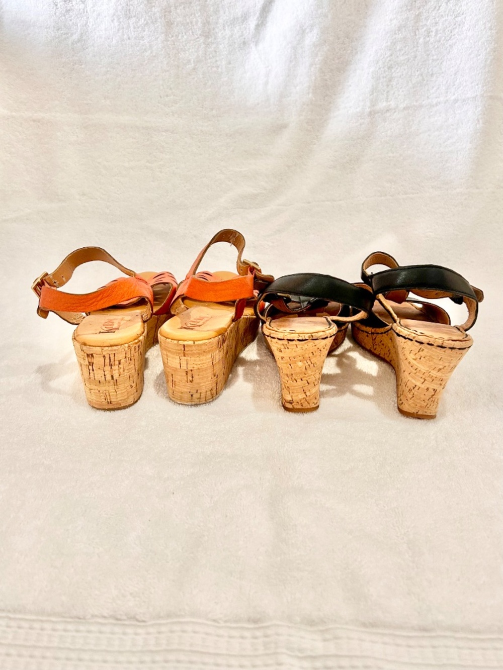 Born Black T-Strap Wedge and Korks Orange Sandals Lot of 2 Sandals - Picture 5 of 8